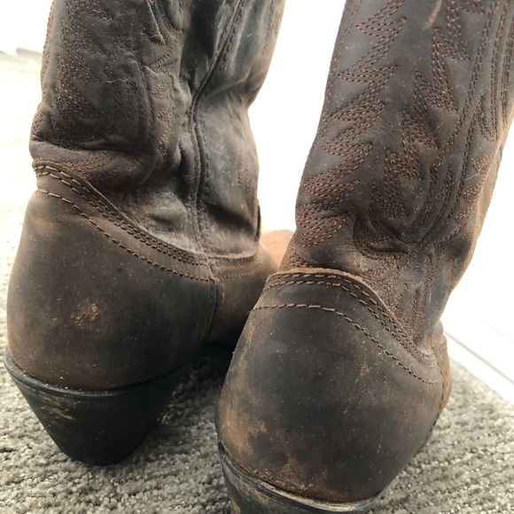 Brown leather cowboy boots - Picture 4 of 8